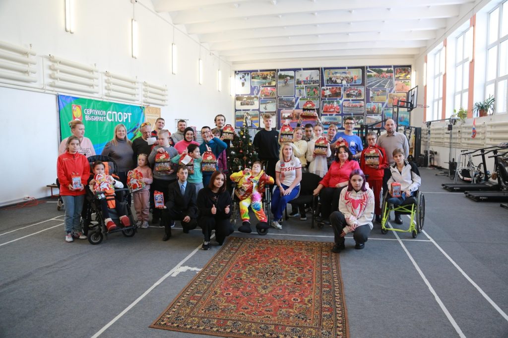 Организации образования лиц с овз. Организационные формы обучения лиц с овз. Инвалиды в музее. Особые образовательные потребности лиц с овз схема. Категории обучающихся с овз.